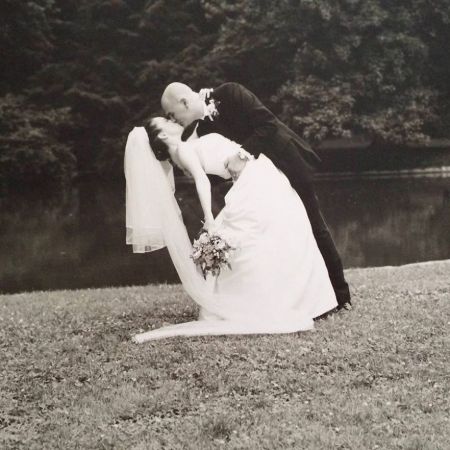 Jacque and Jim kissing